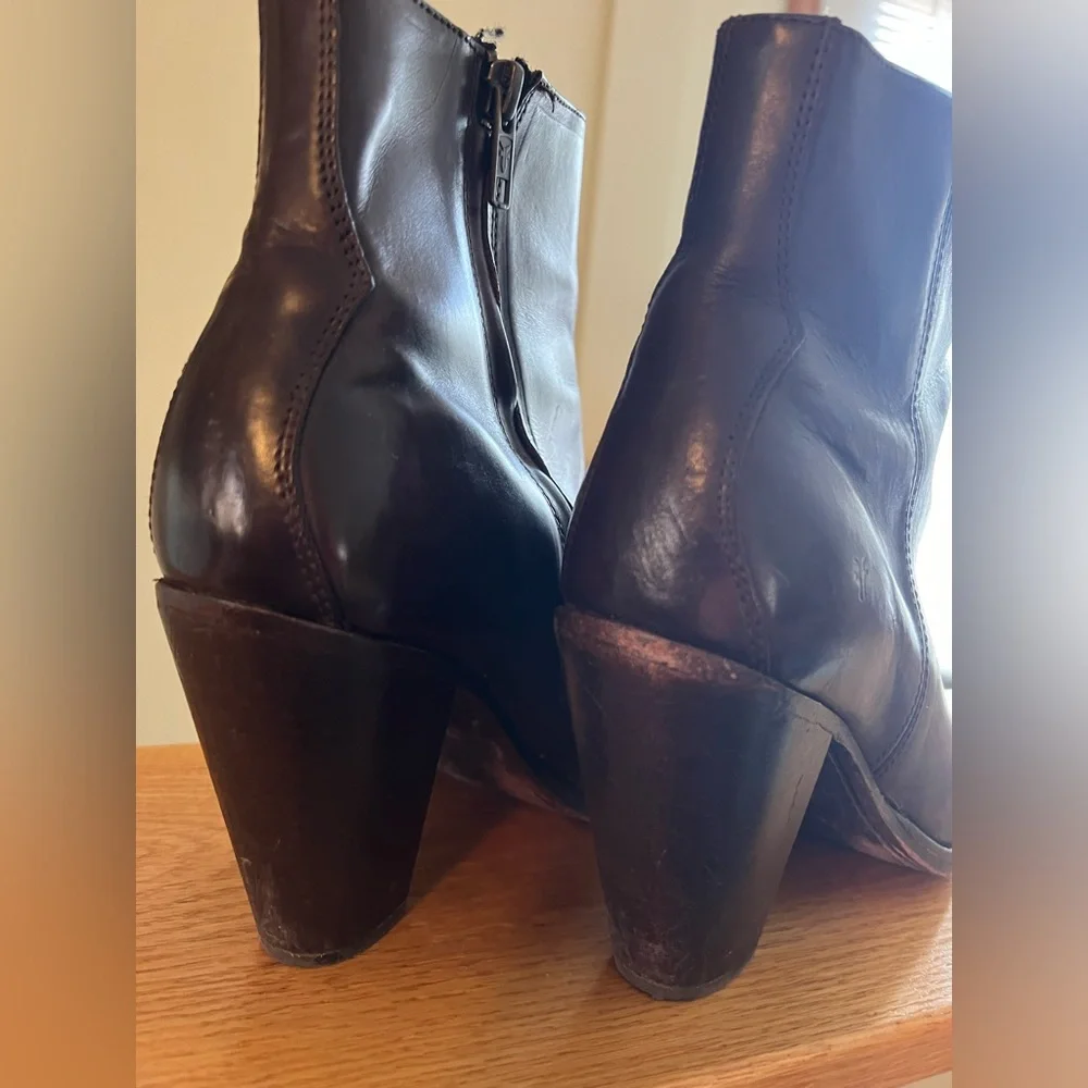 FRYE Ankle Boots - Picture 3 of 15